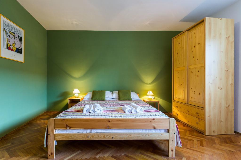 Lavender Apt. W. Balcony In Old Town Zadar Room photo